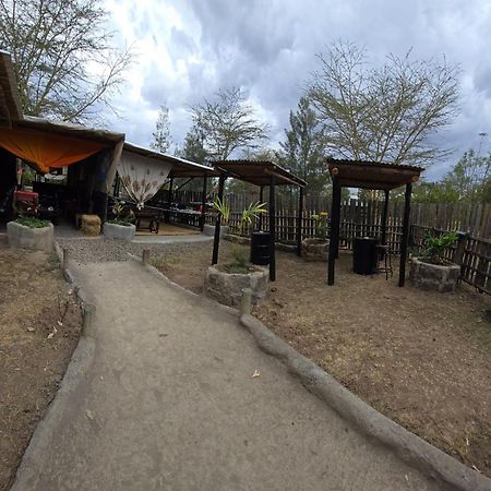Отель Lillypond Camp Elmenteita Экстерьер фото