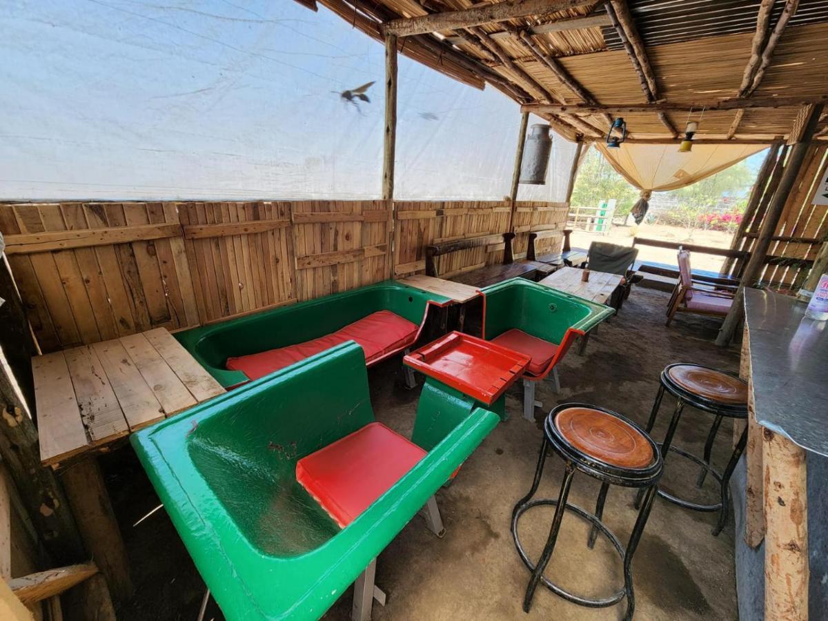 Отель Lillypond Camp Elmenteita Экстерьер фото